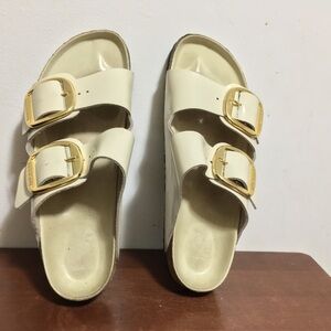 Birkenstock Arizona Big Buckle Slide Sandal. Size 10.5